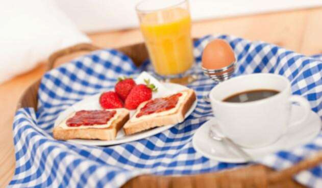 Desayunar es bueno para la salud.