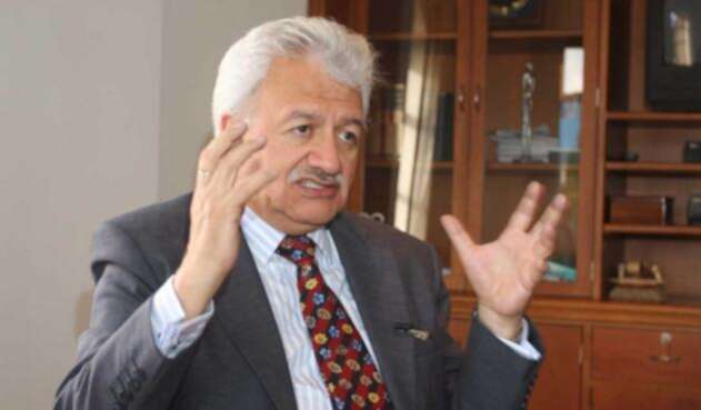 Everth Bustamante es señalado de ser el emisario secreto del Gobierno ante el ELN Everth Bustamante es señalado de ser el emisario secreto del Gobierno ante el ELN