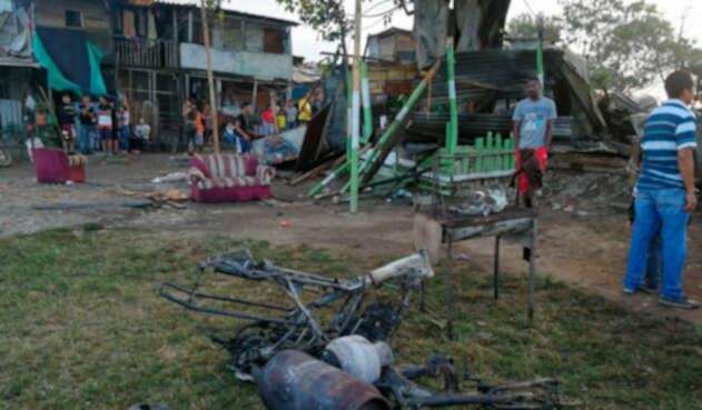 Incendio en Cali cobra la vida de una mujer Incendio en Cali cobra la vida de una mujer