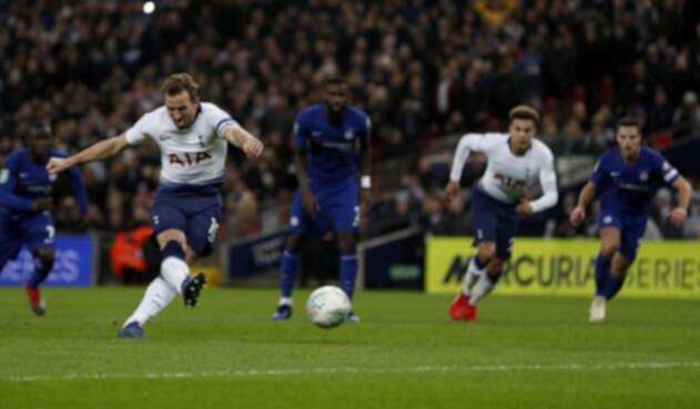 Kane anotó el único tanto del juego Kane anotó el único tanto del juego