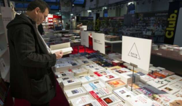 Estante de libros