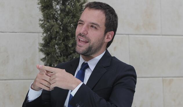 Luis Ernesto Gómez, exviceministro de Transporte será aspirante a la Alcaldía de Bogotá.
