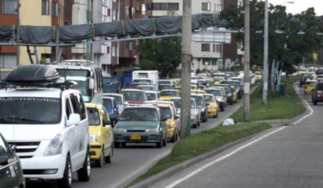 Tráfico en la Avenida Boyacá Tráfico en la Avenida Boyacá