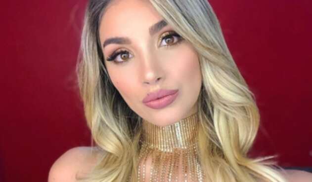 La presentadora compartió una fotografía completamente al natural, debido a las críticas que recibió por una sesión de fotos que publicó en su perfil de Instagram.