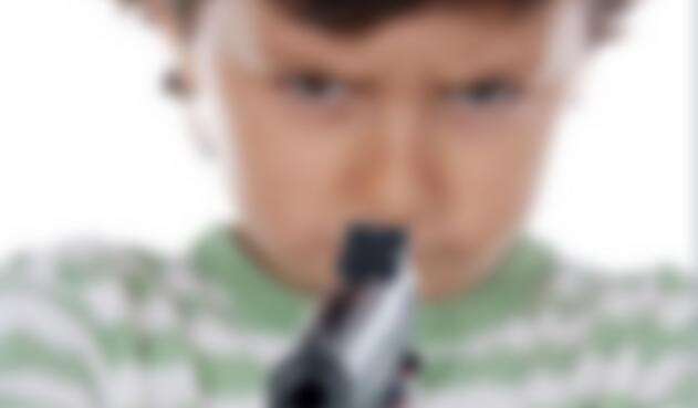 Niño transgresor Niño transgresor