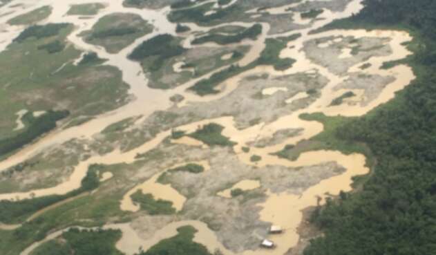 Desde Líbano, Estados Unidos y Bolivia lideraban red de minería ilegal en Chocó