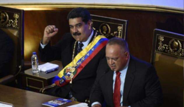 Los líderes chavistas Nicolás Maduro y Diosdado Cabello. Los líderes chavistas Nicolás Maduro y Diosdado Cabello.