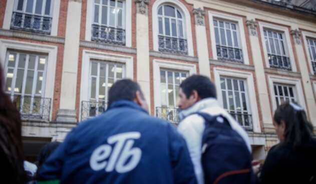 Trabajador de ETB Trabajador de ETB