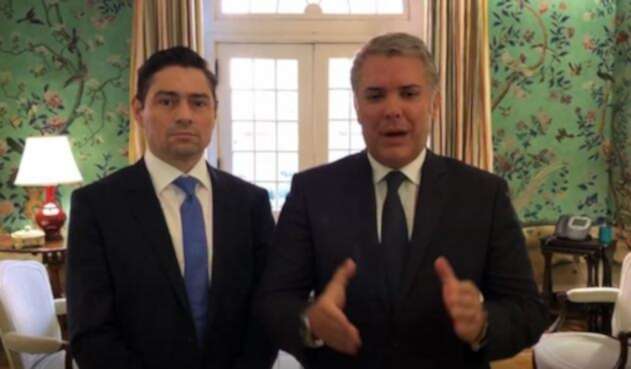 Presidente Iván Duque y el embajador Carlos Vecchio
