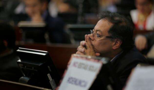 Gustavo Petro, congresista