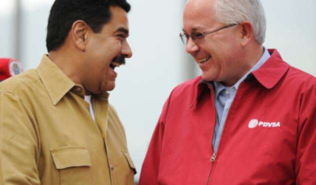 Nicolás Maduro y Rafael Ramírez, el 5 de agosto de 2013 en Caracas