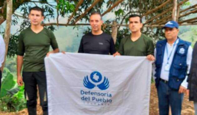 Tripulación secuestrada de helicóptero derribado en el Catatumbo