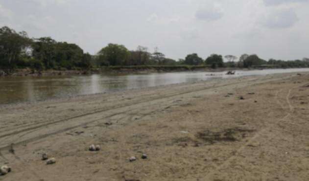 Cause del río Cauca tras el cierre de la segunda compuerta de Hidroituango Cause del río Cauca tras el cierre de la segunda compuerta de Hidroituango