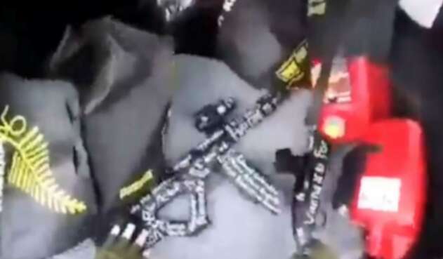 Armas que usó el autor del atentado en Nueva Zelanda