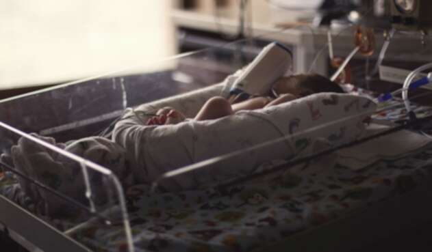 Bebé hospitalizado Bebé hospitalizado