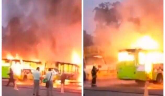 Incendio en buses de Metrolínea Incendio en buses de Metrolínea
