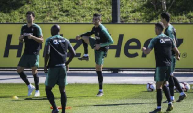 Cristiano Ronaldo entrena con Portugal en 2019 Cristiano Ronaldo entrena con Portugal en 2019