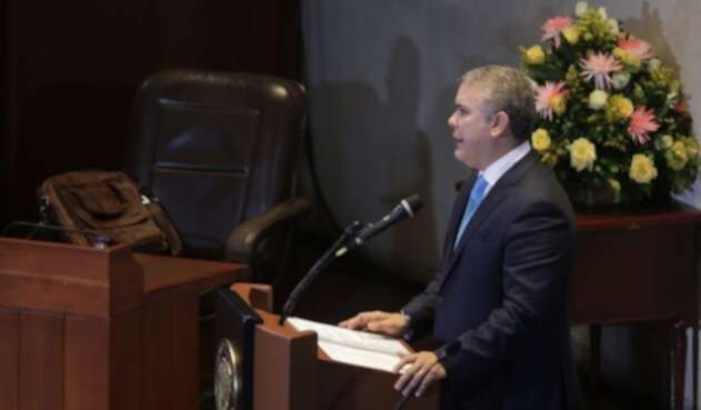 IVÁN DUQUE