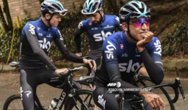 Egan Bernal, Chris Froome y Castroviejo - Sky Team