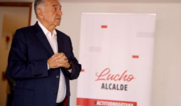 En rueda de prensa este miércoles, Lucho Garzón anunció oficialmente su candidatura a la Alcaldía de Bogotá por el movimiento ‘Actitud Bogotana'.