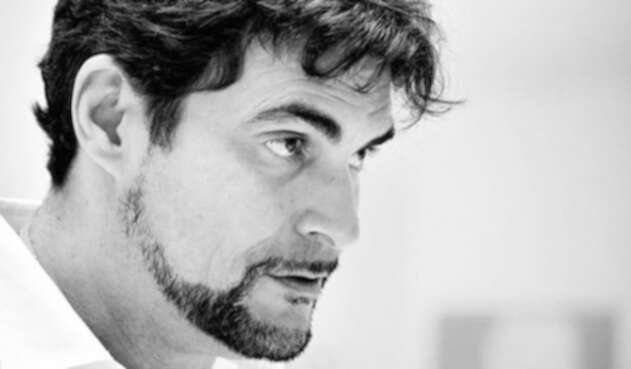 El presentador relató una rara situación que vivió en su apartamento en horas de la noche.