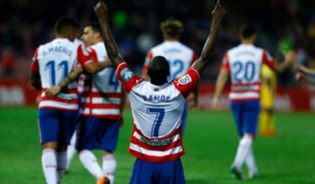 Adrián Ramos celebrando un gol con el Granada Adrián Ramos celebrando un gol con el Granada