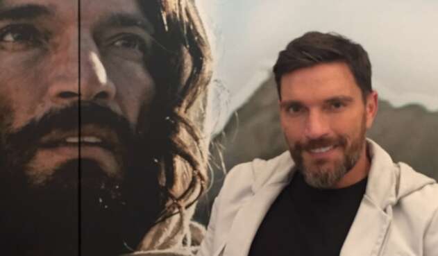 El actor Julián Gil interpreta a Jesús de Nazaret