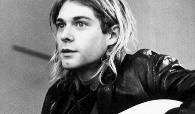 El cantante cumple 25 años de muerto.