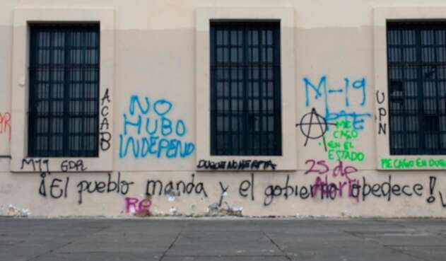 La Plaza de Bolívar, en Bogotá, luego de las manifestaciones
