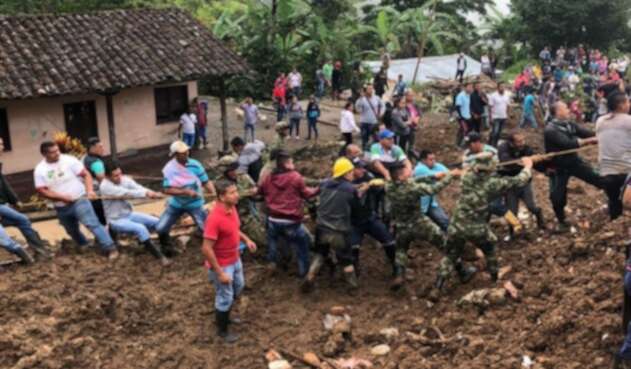 Deslizamiento de tierra en Rosas, Cauca Deslizamiento de tierra en Rosas, Cauca