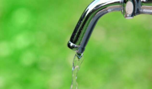 Cortes de agua en Bogotá. Grifo.