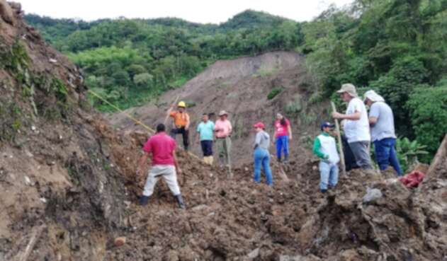 Trabajos de rescate de desaparecidos en Rosas, Cauca.