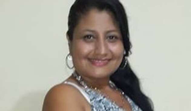 La mujer tiene cuatro hijos con su expareja.