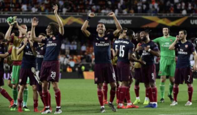 Arsenal aplastó al Valencia Arsenal aplastó al Valencia