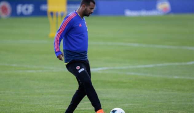 Edwin Cardona, futbolista colombiano. Edwin Cardona, futbolista colombiano.