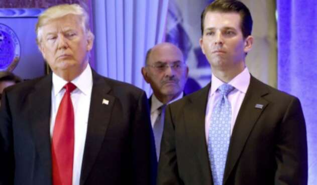 Donald Trump junto a su hijo mayor Donald Trump junto a su hijo mayor