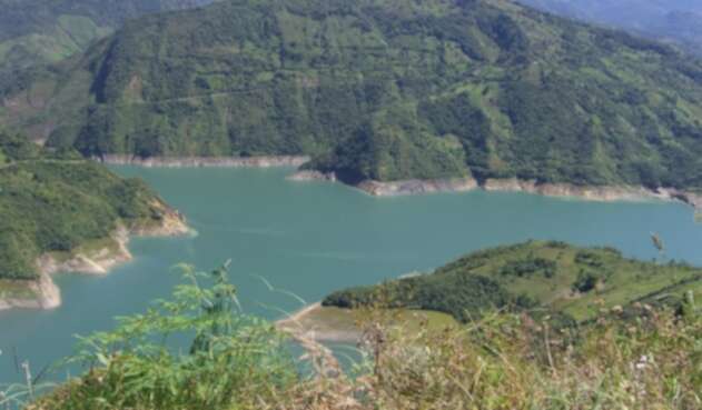 Embalse de El Guavio