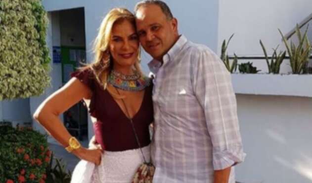 María Monica Urbina y su esposo José Guillermo Hernández María Monica Urbina y su esposo José Guillermo Hernández