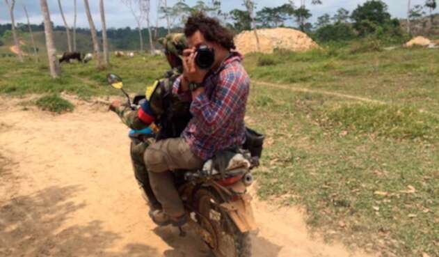 El fotógrafo Federico Ríos. La congresista María Fernanda Cabal señaló en un trino que era Nicholas Casey, periodista de The New York Times El fotógrafo Federico Ríos. La congresista María Fernanda Cabal señaló en un trino que era Nicholas Casey, periodista de The New York Times