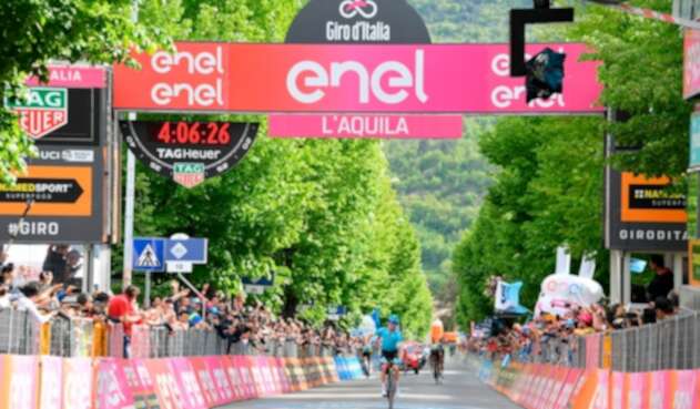 Pello Bilbao López, ciclista español al servicio de Astana, ganando la séptima etapa del Giro de Italia Pello Bilbao López, ciclista español al servicio de Astana, ganando la séptima etapa del Giro de Italia