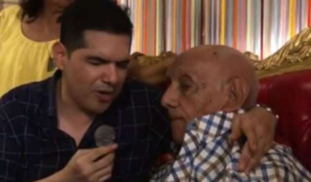 Peter Manjarrés junto a su padre