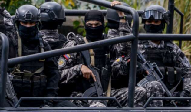 El Sebin patrullando las calles de Caracas El Sebin patrullando las calles de Caracas