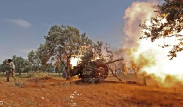 Continúan los bombardeos en Idlib, Siria Continúan los bombardeos en Idlib, Siria