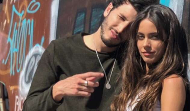 La cantante aclaró que tipo de relación lleva con el colombiano.