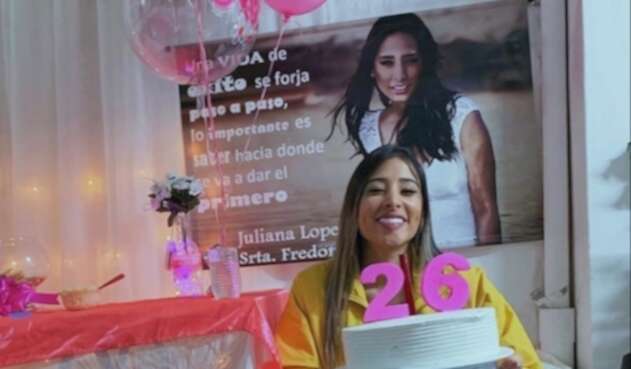 Daniela Henao celebra el cumpleaños de Juliana López.