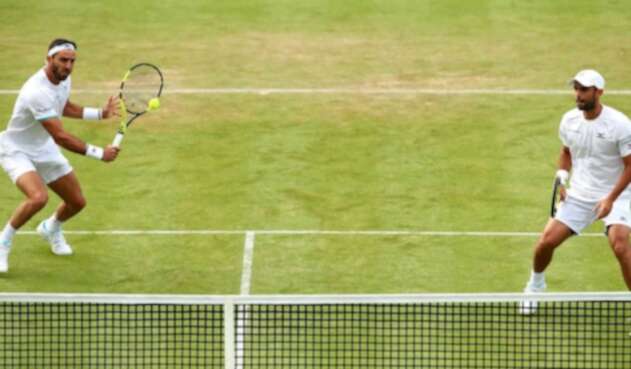 Cabal y Farah en Hierba