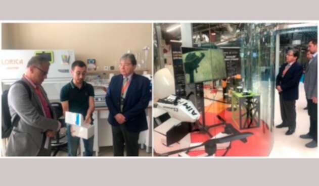 El canciller Carlos Holmes visitando el Centro de Innovación Skólkovo, en Moscú (Rusia)
