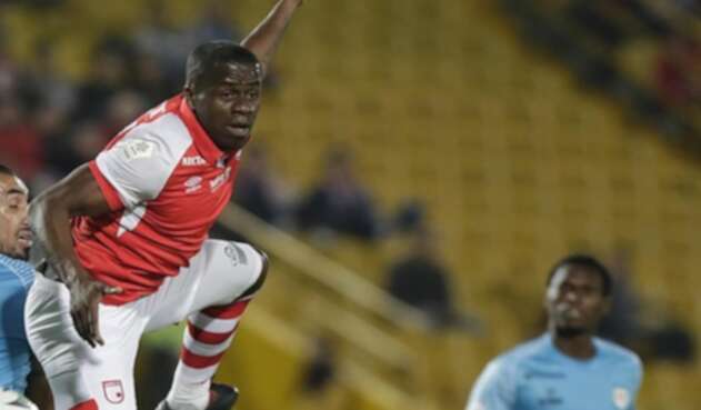 Carmelo Valencia, delantero colombiano Carmelo Valencia