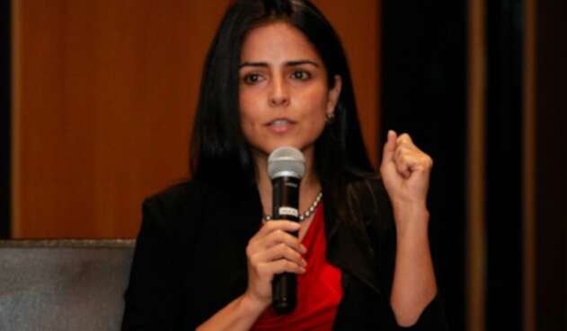 Periodista Claudia Palacios Periodista Claudia Palacios