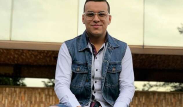 El cantante participó en el video de la cuenta 'El parche' y se burlaron de los amigos mantenidos.